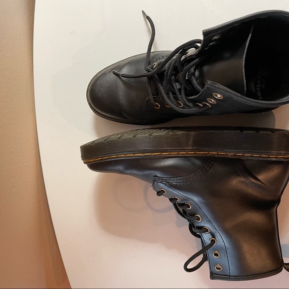 SOLD - Picture 3 of 4